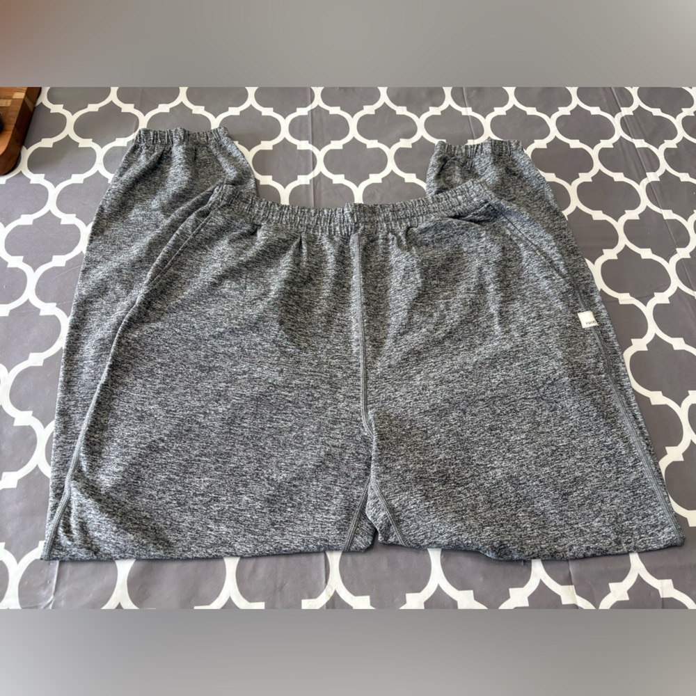 VUORI Women’s Boyfriend Joggers - Picture 3 of 8